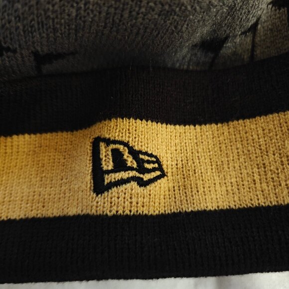 New Era 2024 Los Angeles Dodgers Beanie Locker Room Knit Hat World Series NLCS - Picture 6 of 13